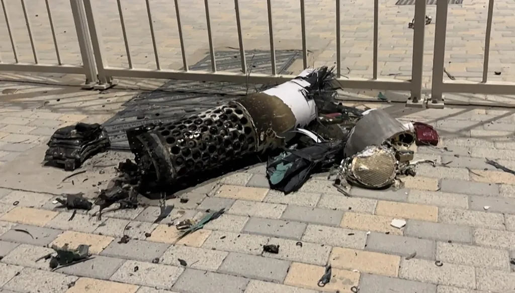 هجوم قاعدة العديد... ترامب يصفه بالـ"ضعيف للغاية" وقطر: الرد على إيران أمر سيادي (فيديو)