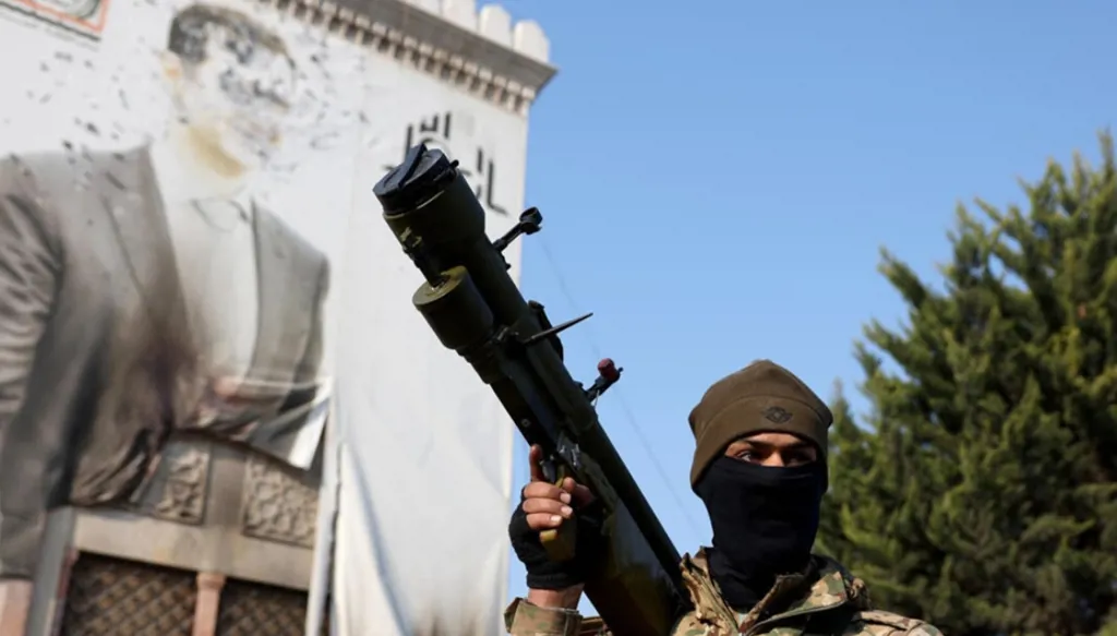 مسؤولان إيرانيان: الأسد أبلغ طهران أن تركيا تساعد المعارضة للإطاحة به