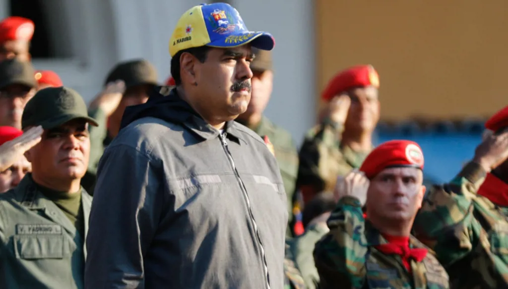 الجيش الفنزويلي يستعد لحرب عصابات إذا تعرض لهجوم أميركي
