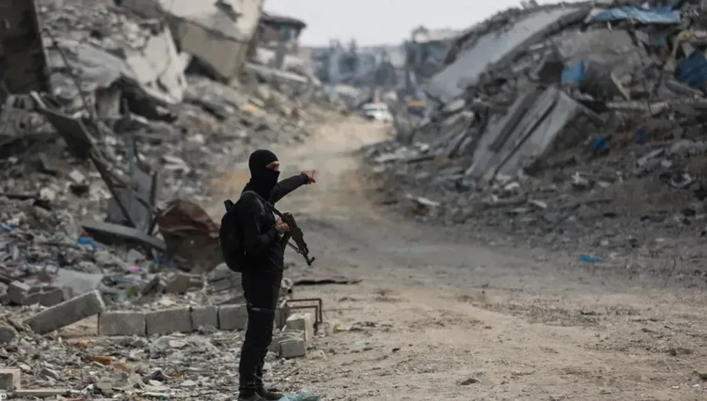 غارات إسرائيلية وعمليات نسف شرقي مدينة غزة