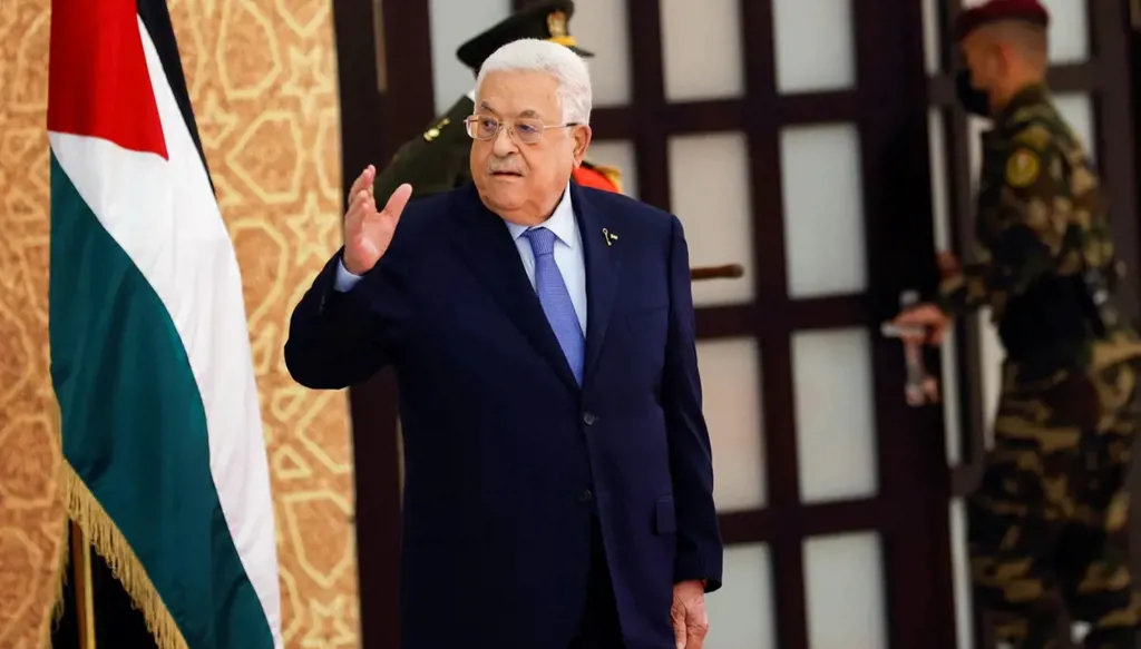 الرئيس الفلسطيني سيحضر قمة شرم الشيخ