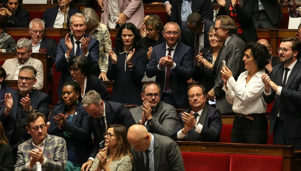 بأغلبية ساحقة... الجمعية الوطنية تقر "تعليق" إصلاح نظام التقاعد في فرنسا