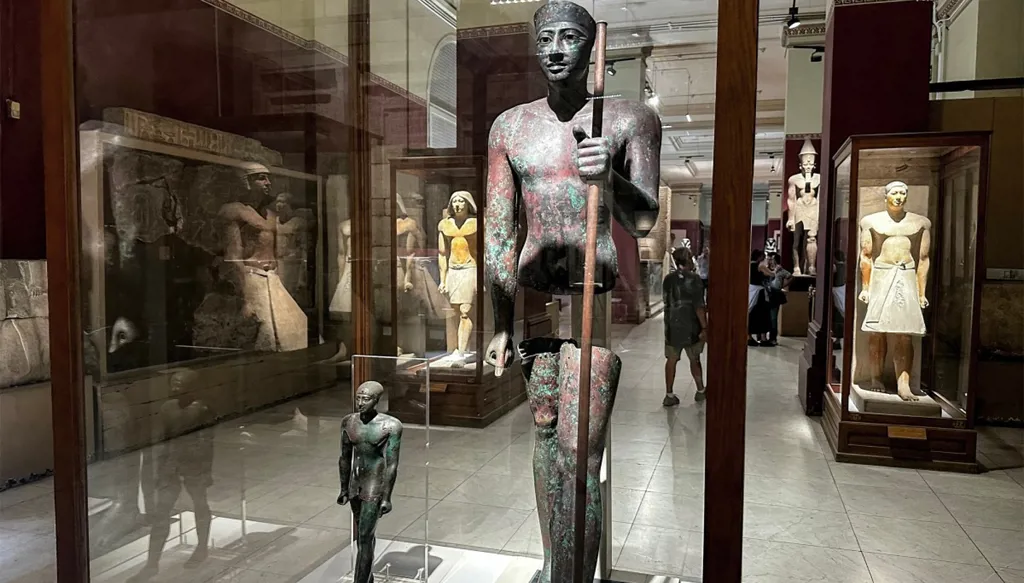 المتحف المصري الكبير يستقبل 18 ألف زائر في أول يوم تشغيل