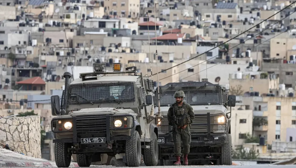 الجيش الإسرائيلي: قتلنا فلسطينياً حاول دهس جنود في الضفة