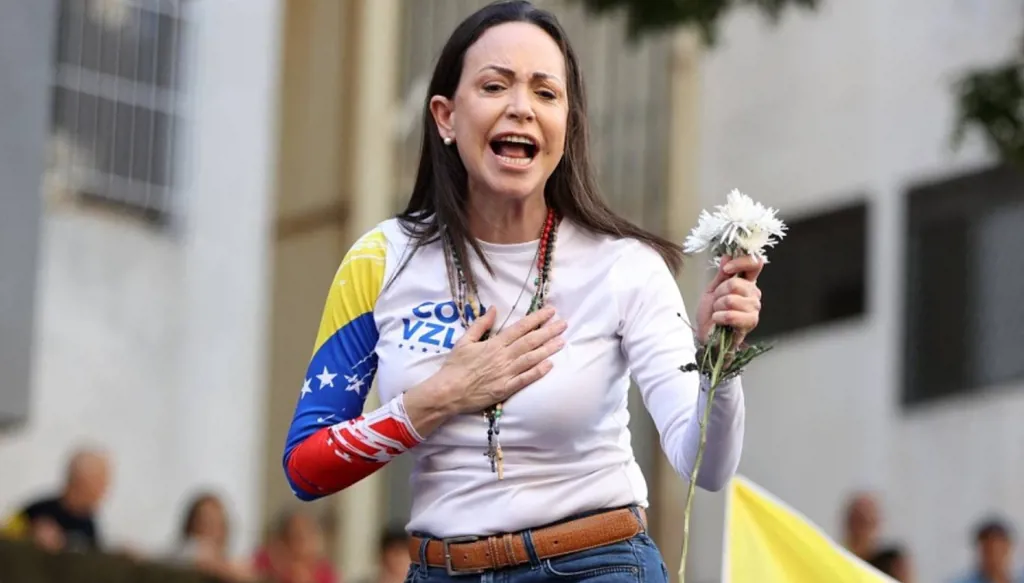 هل يمكن نقل جائزة نوبل من ماتشادو إلى ترامب؟