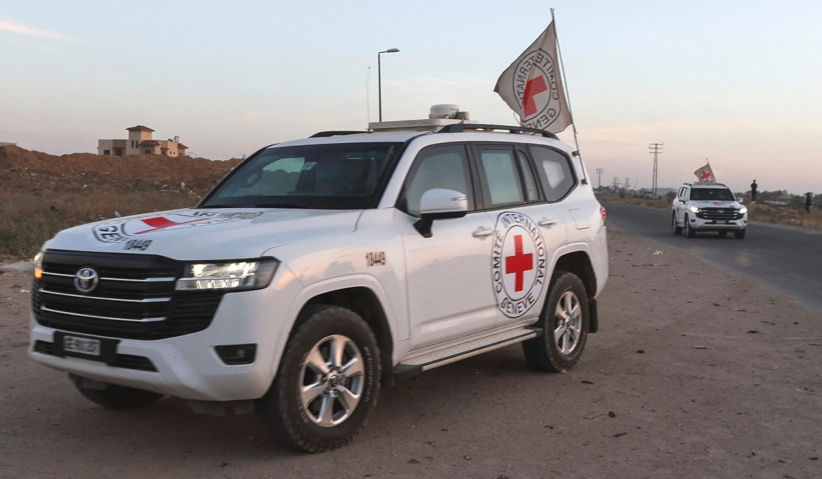 مركبتان تابعتان للصليب الأحمر (أرشيفية)