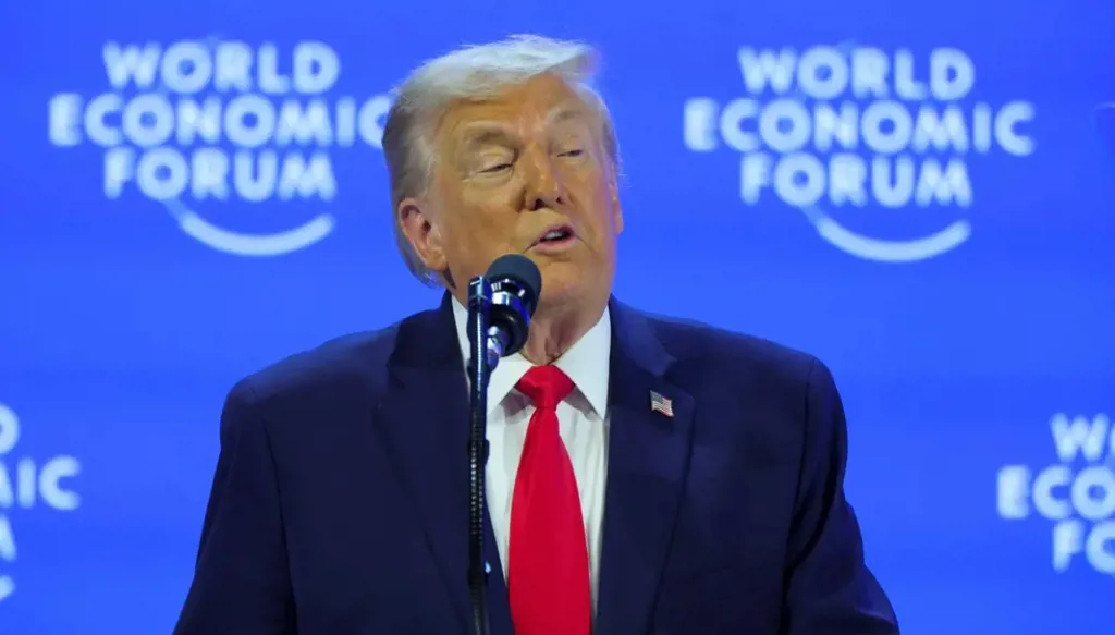 ترامب يشيد بالجنود البريطانيين الذين قاتلوا في أفغانستان بعد انتقاد ستامر تصريحاته السابقة