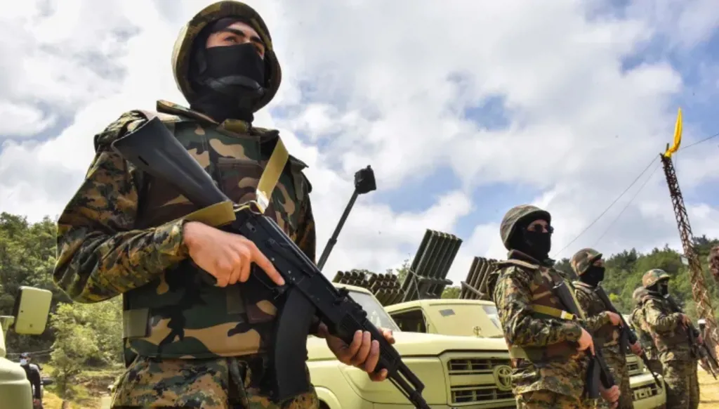 إعلام عبري: مصر تحاول التوسط بين حزب الله وإسرائيل