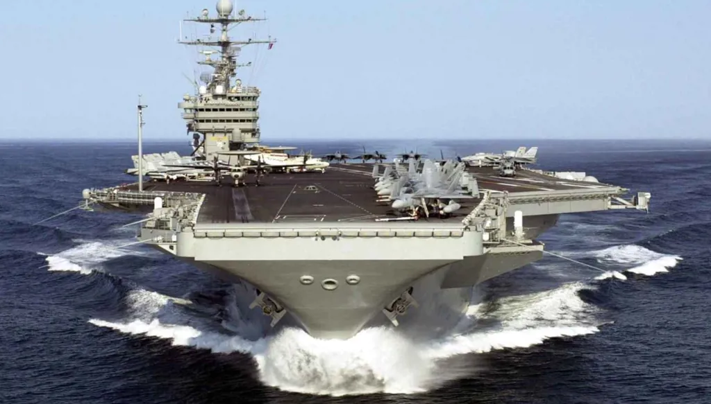 تصعيد عسكري... وصول حاملة طائرات أميركية إلى قبالة سواحل أميركا اللاتينية