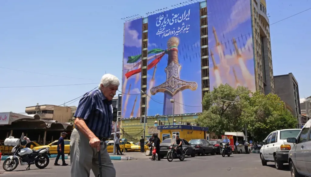 مشهد من العاصمة الإيرانية طهران (أ ف ب)
