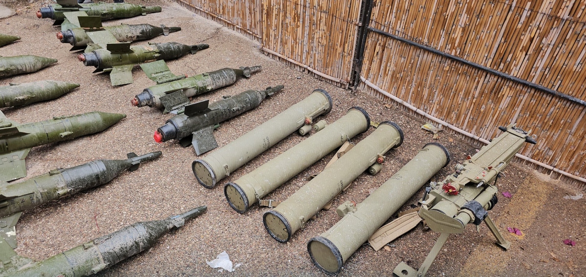 عدد من الصواريخ التي تم العثور عليها (إعلام سوري)