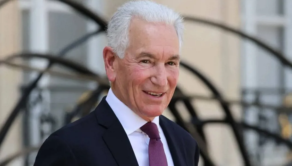 واشنطن تؤكد دعمها لموقف سفيرها في باريس بشأن معاداة السامية