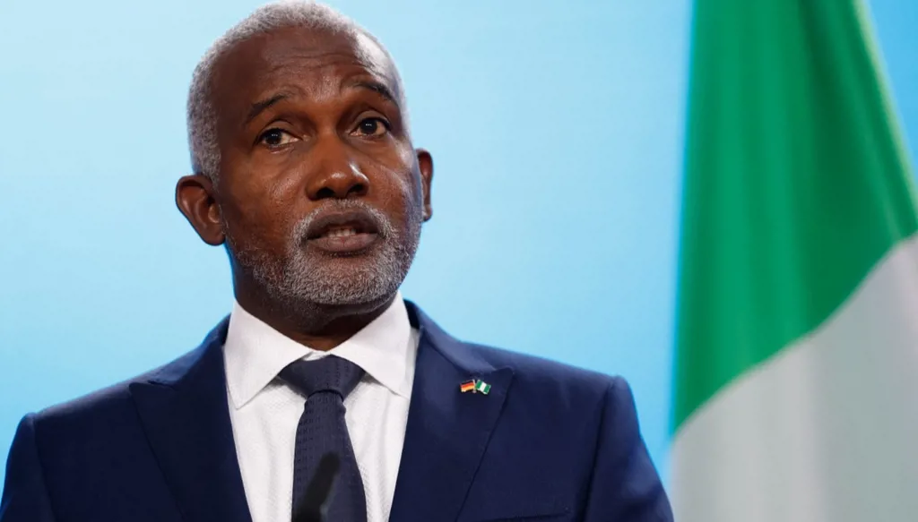 وزير الخارجية النيجيري: نجري مباحثات أمنية مع واشنطن بعد تهديدات ترامب