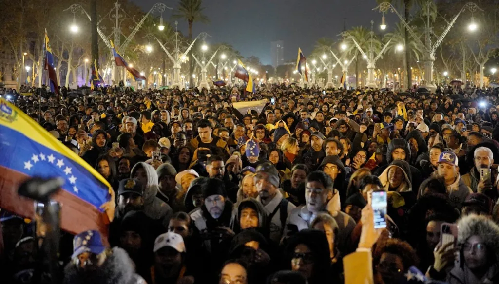 إسبانيا ودول في أميركا اللاتينية ترفض أي مسعى خارجي "للسيطرة" على فنزويلا