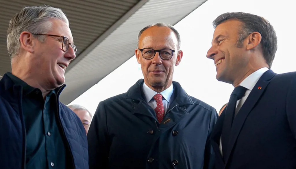 لقاء بين ميرتس وماكرون وستارمر في برلين غداً