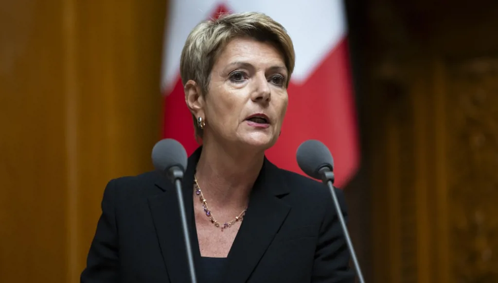 رئيسة سويسرا تتوجه إلى أميركا للحصول على إعفاء من رسوم ترامب