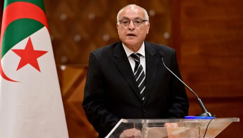 عطاف ردا على رئيس وزراء مالي: يدُ الجزائر تبقى ممدودة