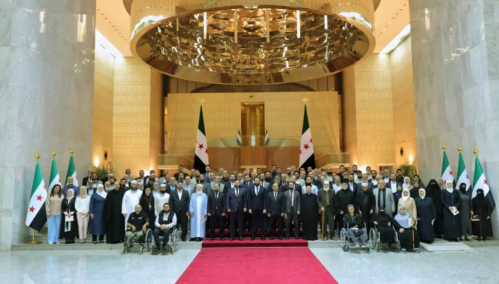 بالفيديو... ماذا قال الشرع عن "دخول سوريا إلى لبنان"؟