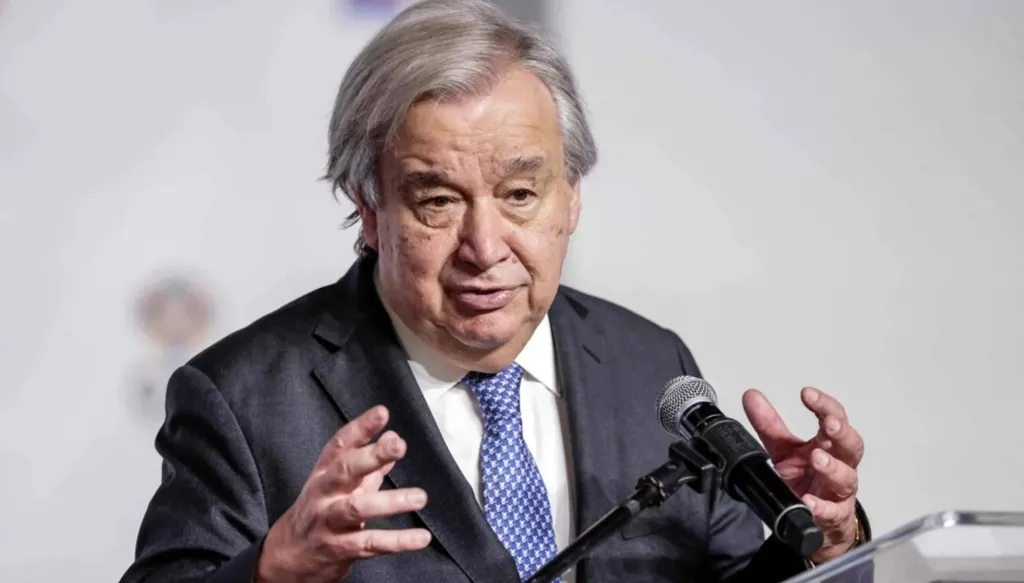 غوتيريش يدعو قادة العالم لجعل الإنسان أولوية في العام الجديد