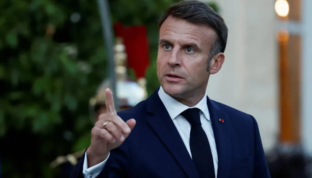 ماكرون: تهديد ترامب بفرض رسوم جمركية بسبب غرينلاند غير مقبول