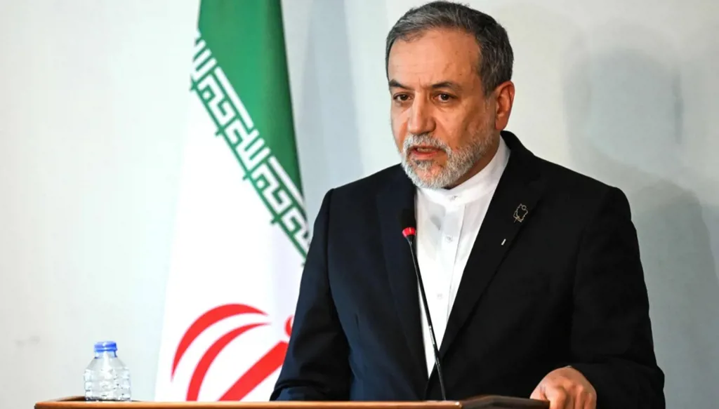 إيران: تبادل السجناء مع فرنسا سيتم عند انتهاء الإجراءات القانونية