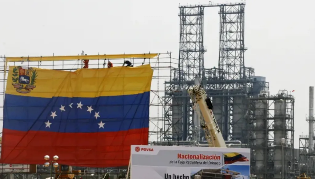 فنزويلا تتفاوض مع الولايات المتحدة بشأن بيع النفط