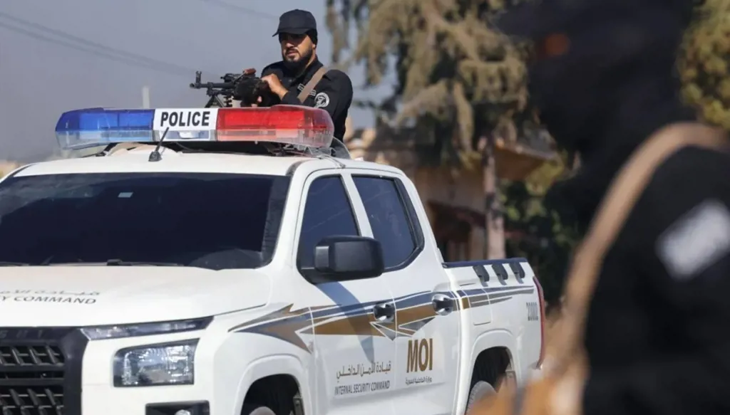 سوريا: القبض على مسؤولين "شغلوا مناصب حسّاسة" في نظام الأسد