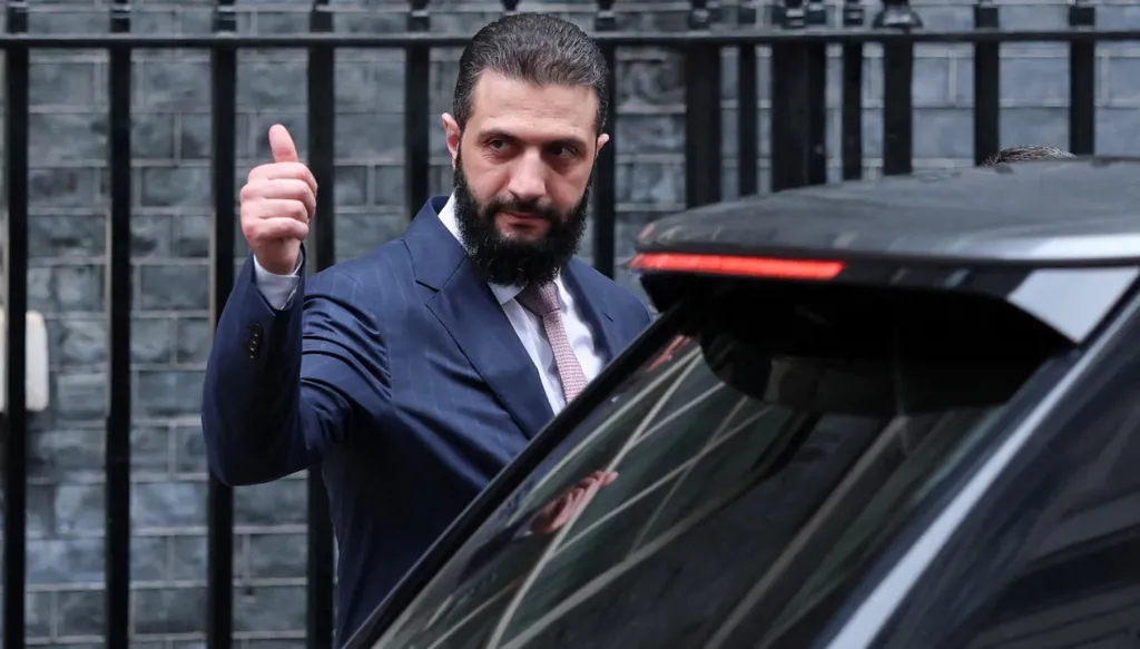 الشرع: لن ندخل لبنان لقتال "حزب الله"... وسوريا جزء من الحل
