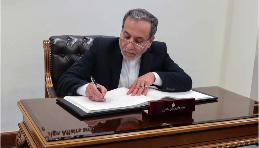 رويترز: إيران تهدد بمهاجمة دول الخليج إذا تعرضت لضربات أميركية جديدة