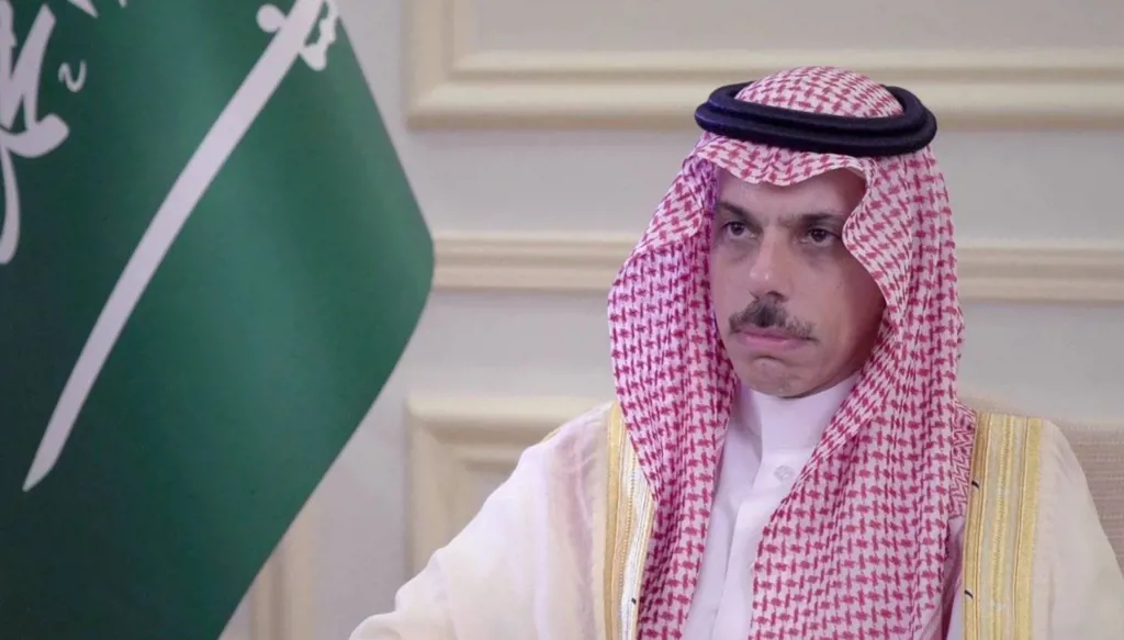 وزراء خارجية السعودية وقطر ومصر يناقشون تطورات المنطقة
