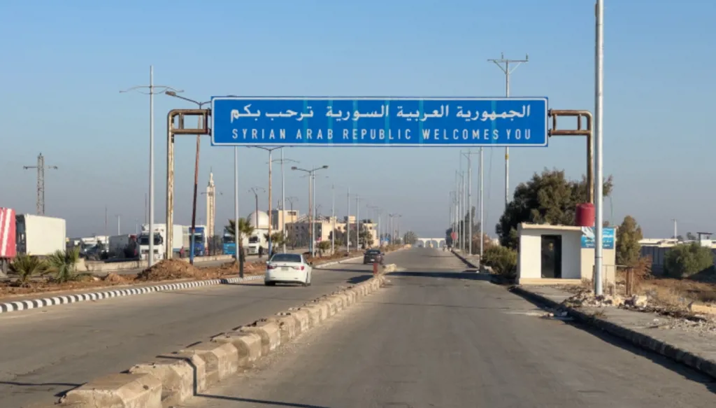 عودة السوريين من الأردن تتسارع... وهواجس المستقبل تكبحها