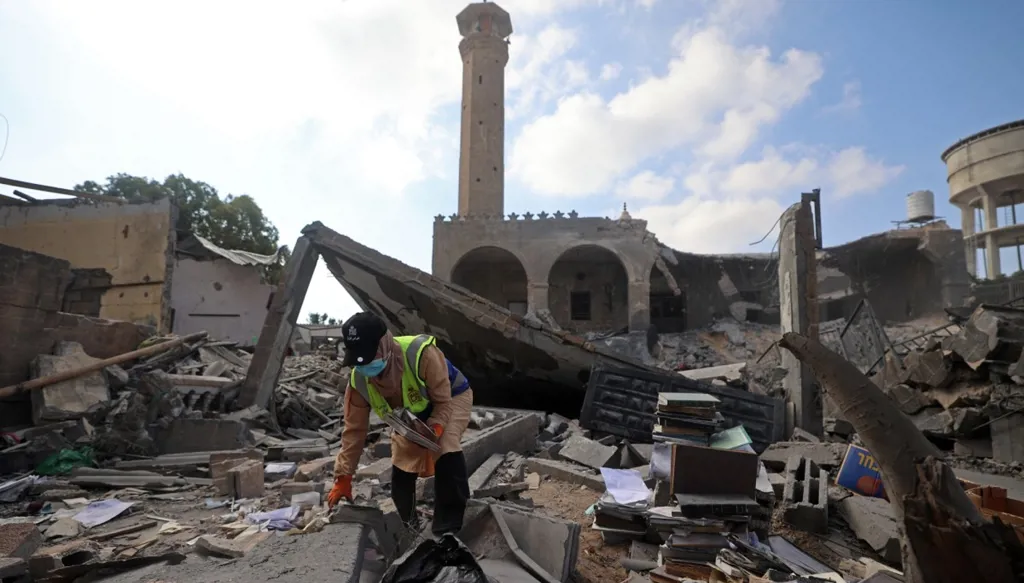 الجيش الإسرائيلي: استهدفنا قائداً بحماس داخل مجمع مستشفى في غزة