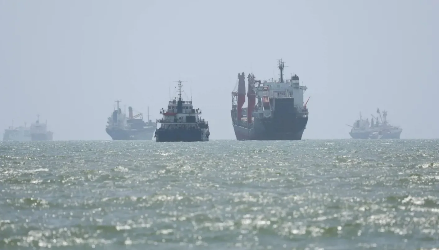 International Declaration Opposes Transit Fees in Straits