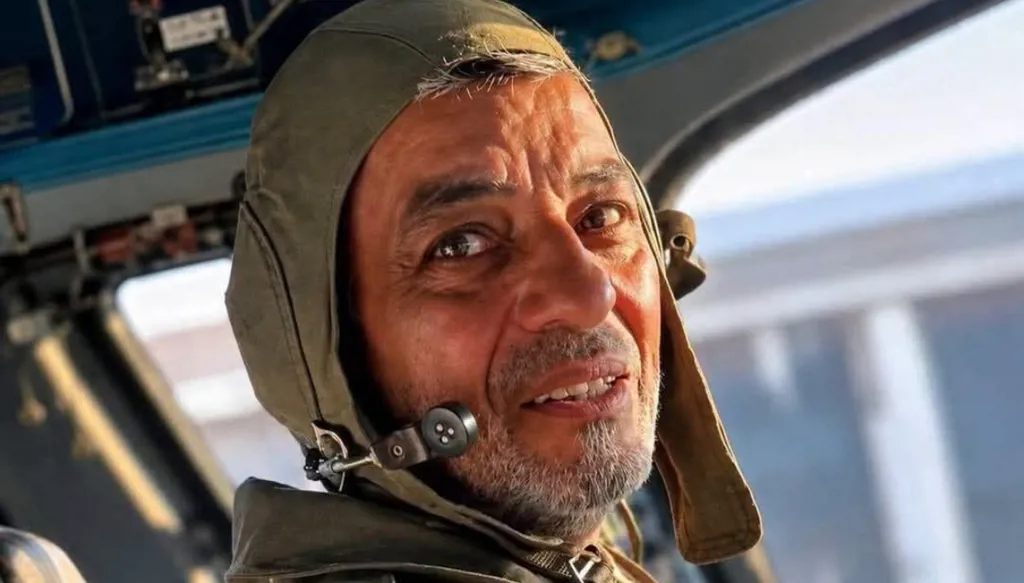 "عاد معتذراً"... تضامن واسع مع طيار سوري بعد فيديو نشره صانع محتوى (شاهد)