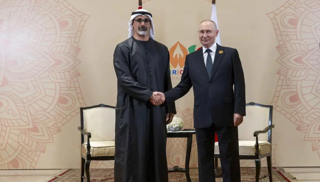 ولي عهد أبوظبي والرئيس الروسي يبحثان المستجدات الإقليمية والدولية