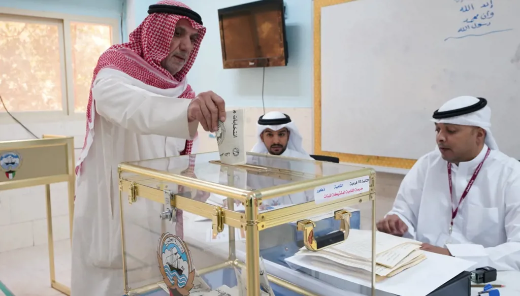 الكويت تلغي حق المجنّسين في الاقتراع