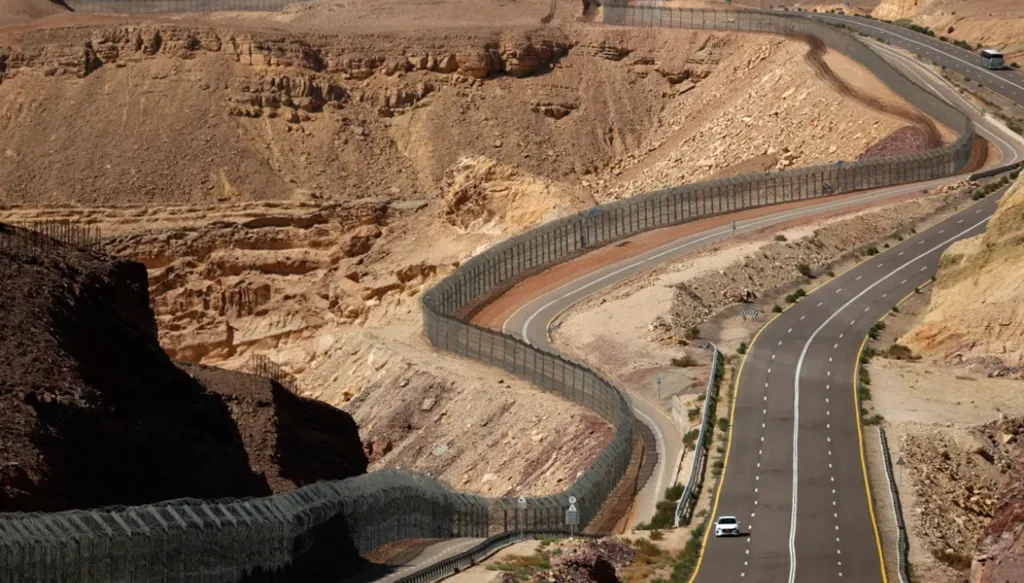 القاهرة عن عبور مواطن مصري إلى إسرائيل: غير متزن نفسياً