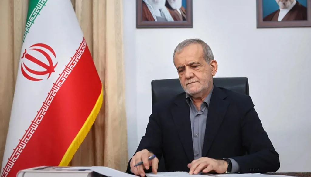 الرئيس الإيراني: أحد أسباب استياء الشعب هو عدم الاهتمام به