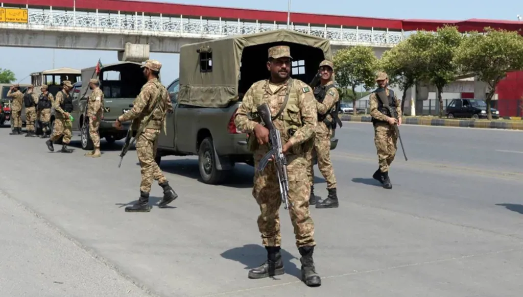 باكستان تعلن "فشل" المفاوضات مع أفغانستان لإرساء هدنة دائمة