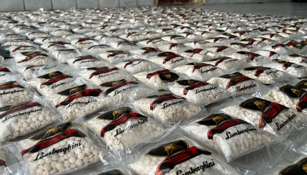 سوريا: إحباط تهريب كميات مخدرات كبيرة قادمة من لبنان (صور)