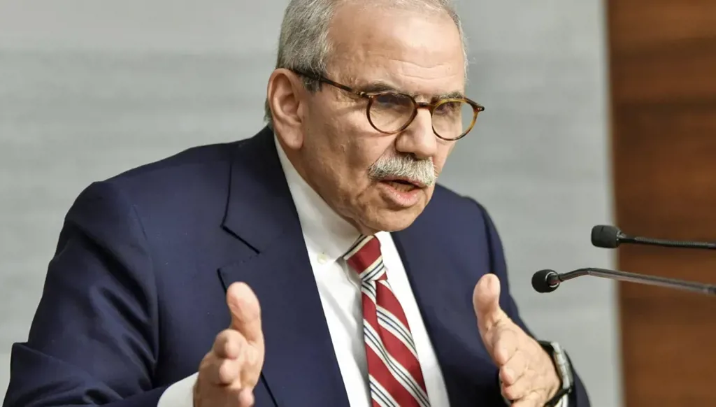 نواف سلام. 