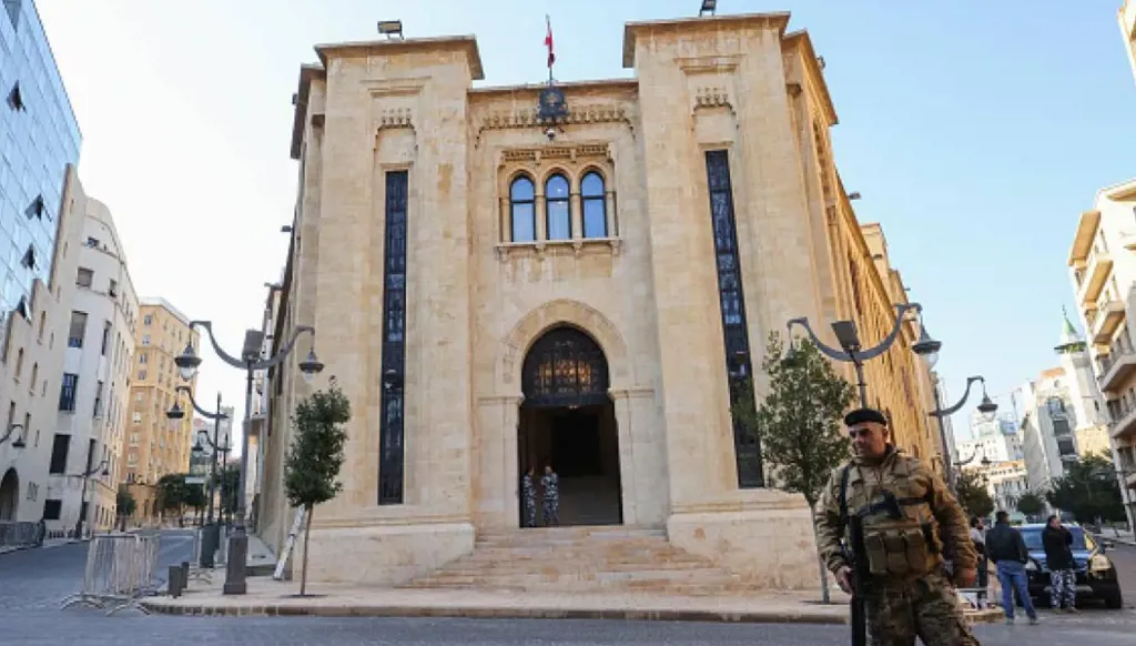 صباح "النهار"- تداخل السلاح بالموازنة في ثلاثية البرلمان... لماذا لم ينجح ترامب في جمع السيسي ونتنياهو؟