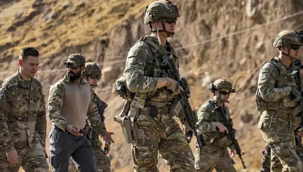 الجيش الأميركي: قوات يمنية تضبط شحنة أسلحة إيرانية متجهة للحوثيين