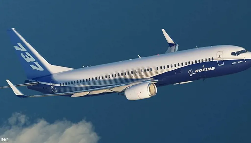 طائرة ركاب روسية تهبط بسلام بعد العودة لمشكلة فنية