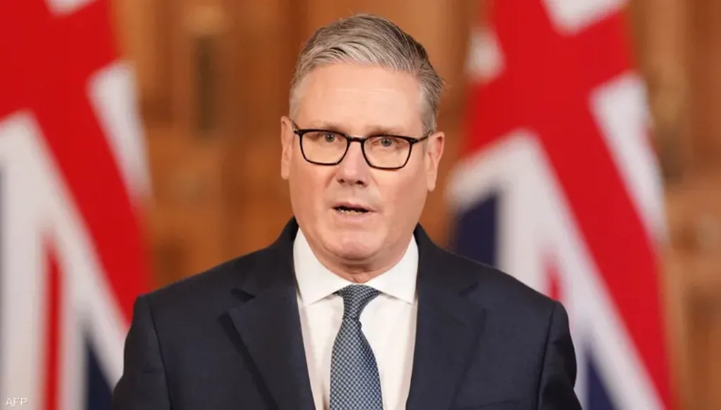 ستارمر يتهم إيران بمحاولة "إلحاق الأذى باليهود البريطانيين"