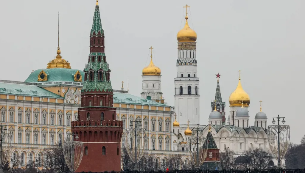 الكرملين: على كييف الانسحاب من دونباس "في أي تسوية" لإنهاء الحرب