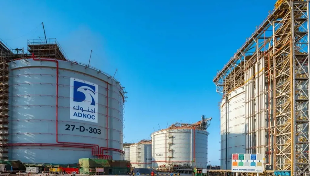 "أدنوك" تقترب من الانتهاء من تعديلات على صفقة "كوفيسترو"