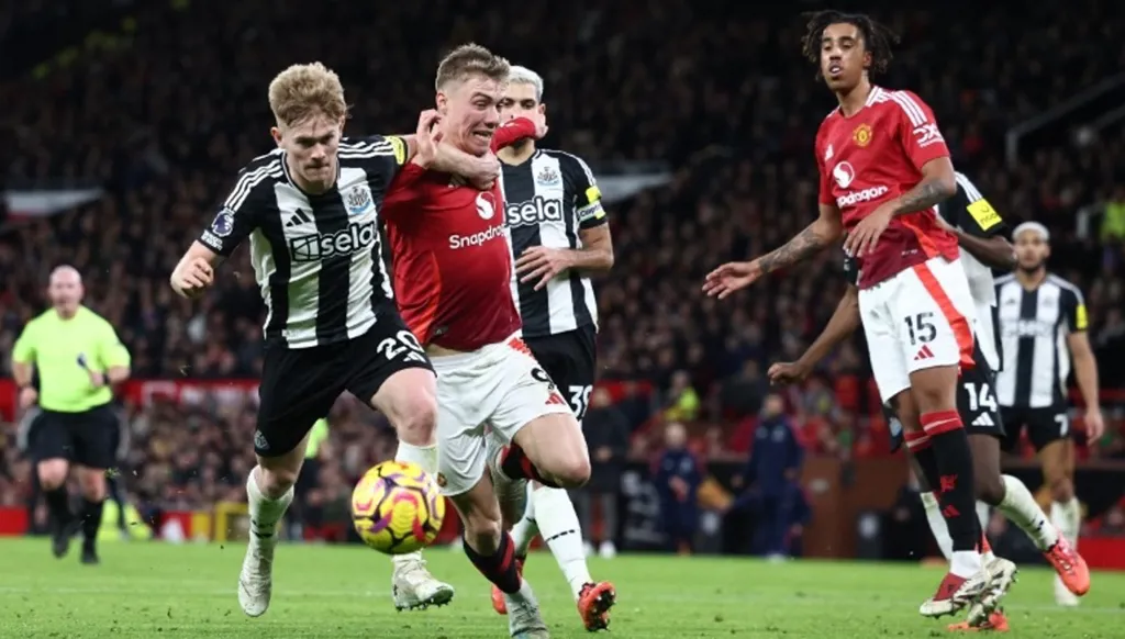 مانشستر يونايتد ينهي العام بالسقوط أمام نيوكاسل (فيديو)