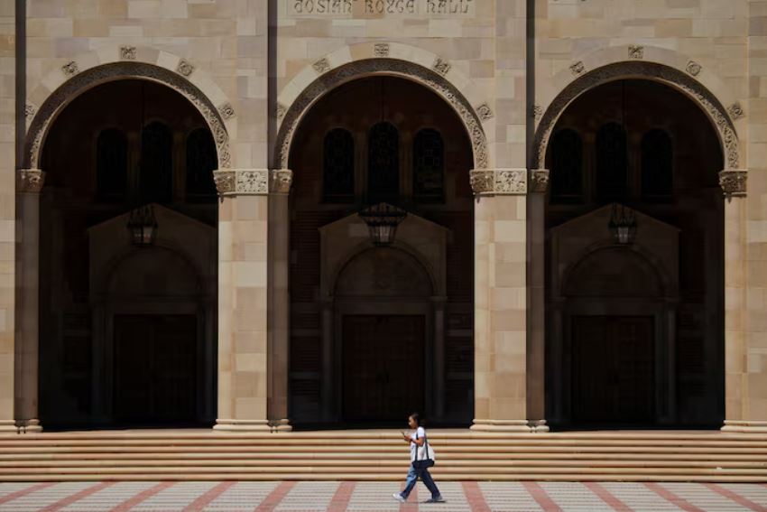 جامعة كاليفورنيا في لوس أنجليس (رويترز)