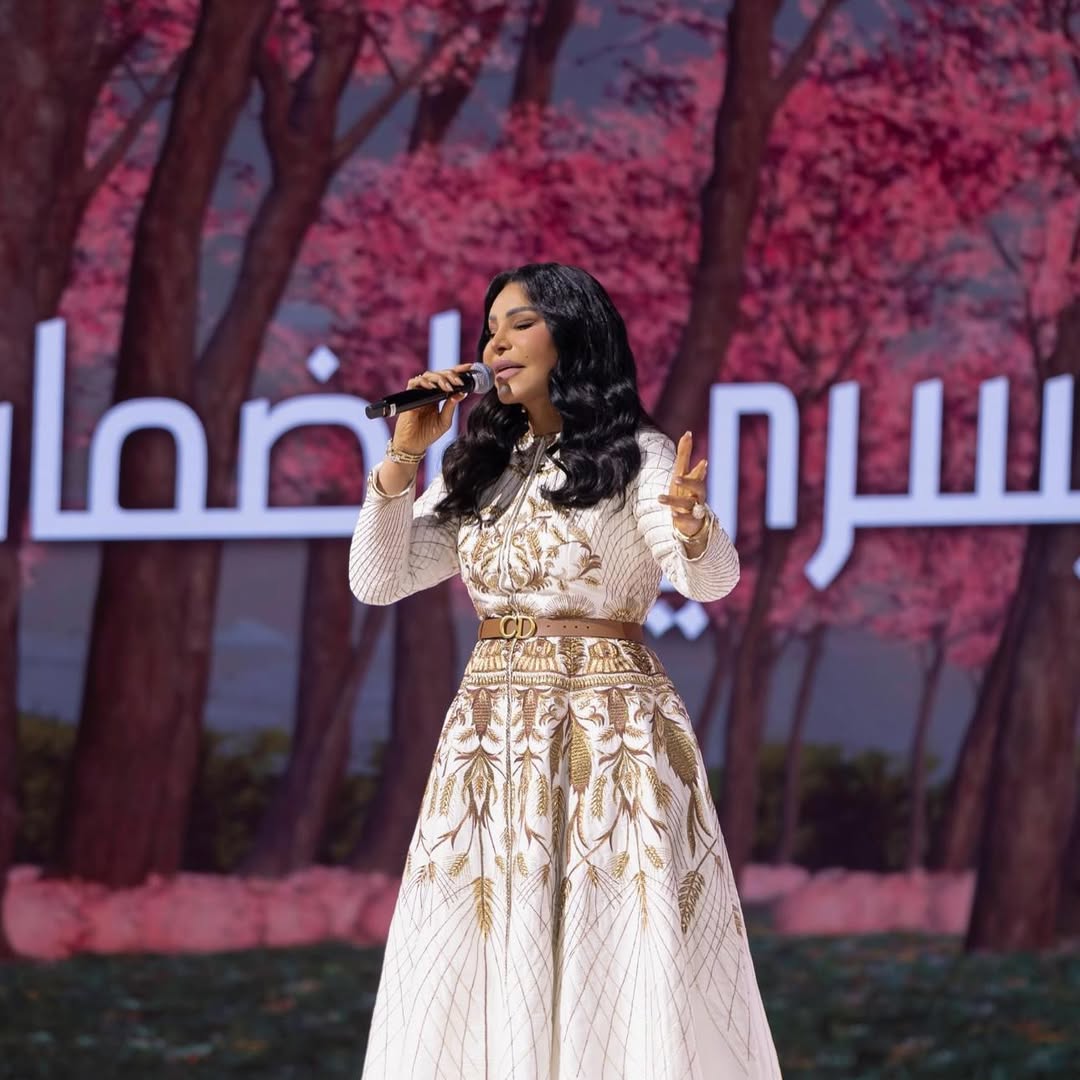 تسريحة شعر احلام الشامسي في دبي (إنستغرام)